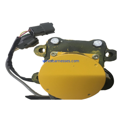 7824-30-1600 Komatsu Excavator Throttle Motor PC200-5 With Four Needle Plugs