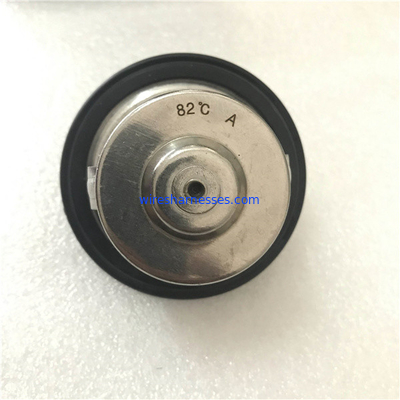 Komatsu Excavator S6D95 Engine Thermostat 600-421-6360 Engine Oil Thermostat