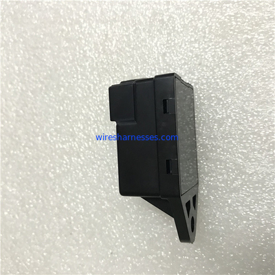 Agricultural Machine V3800 V2003 Kubota Engine Relay 15694-65992