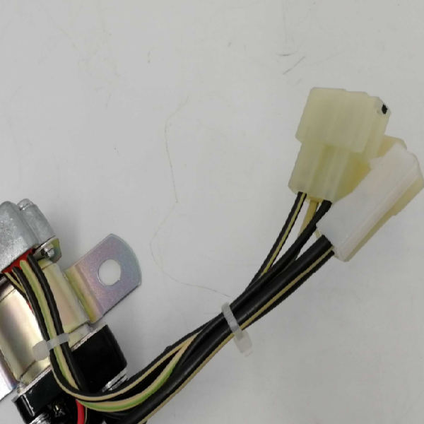 4JJ1 4JG1 Isuzu Engine Start Relay 12V 1825530401 For Generator Sets